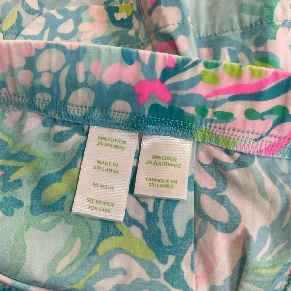 Lilly Pulitzer Blue and Pink Shorts Vibrant Floral Print - Picture 5 of 6